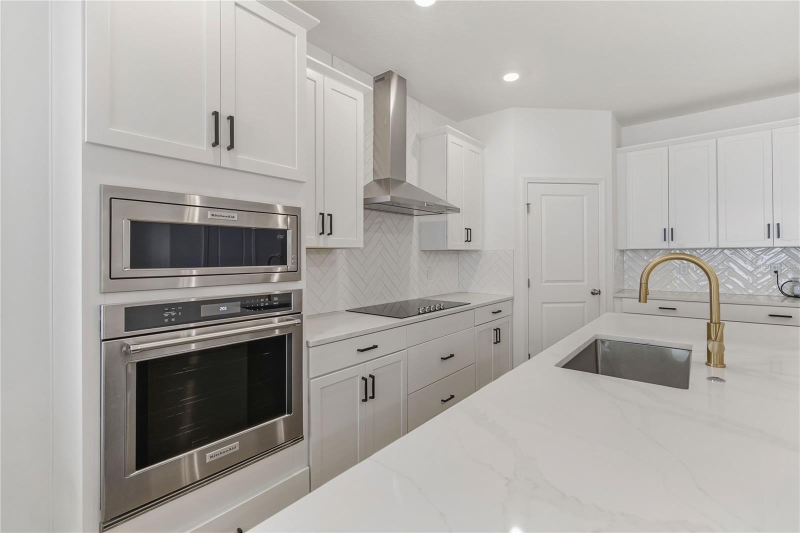 VILLAGES/MINNEOLA HILLS PH 4 - Residential