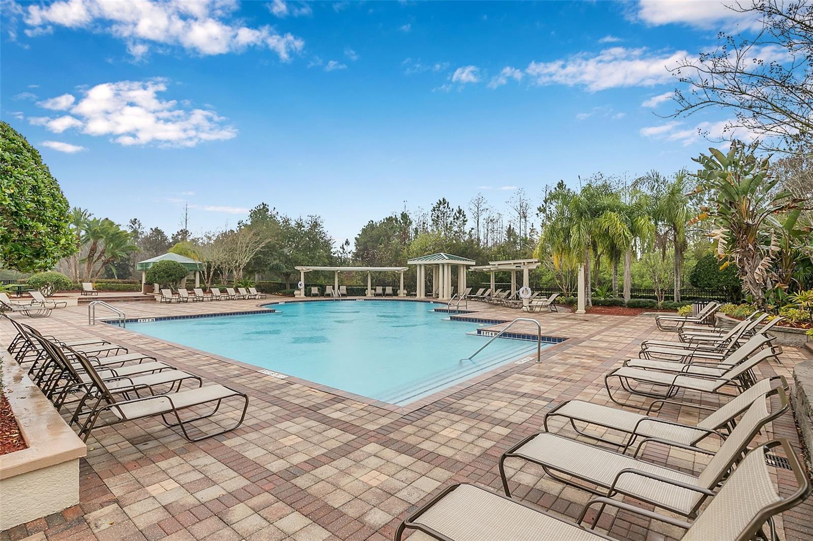 SPRING ISLE - Residential