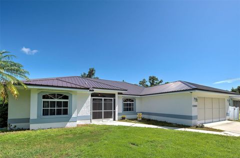 A home in PORT CHARLOTTE