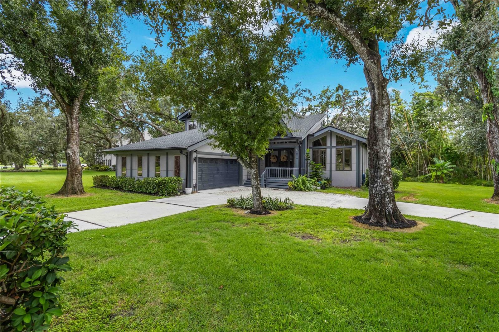 6018 GLEN ABBEY LANE