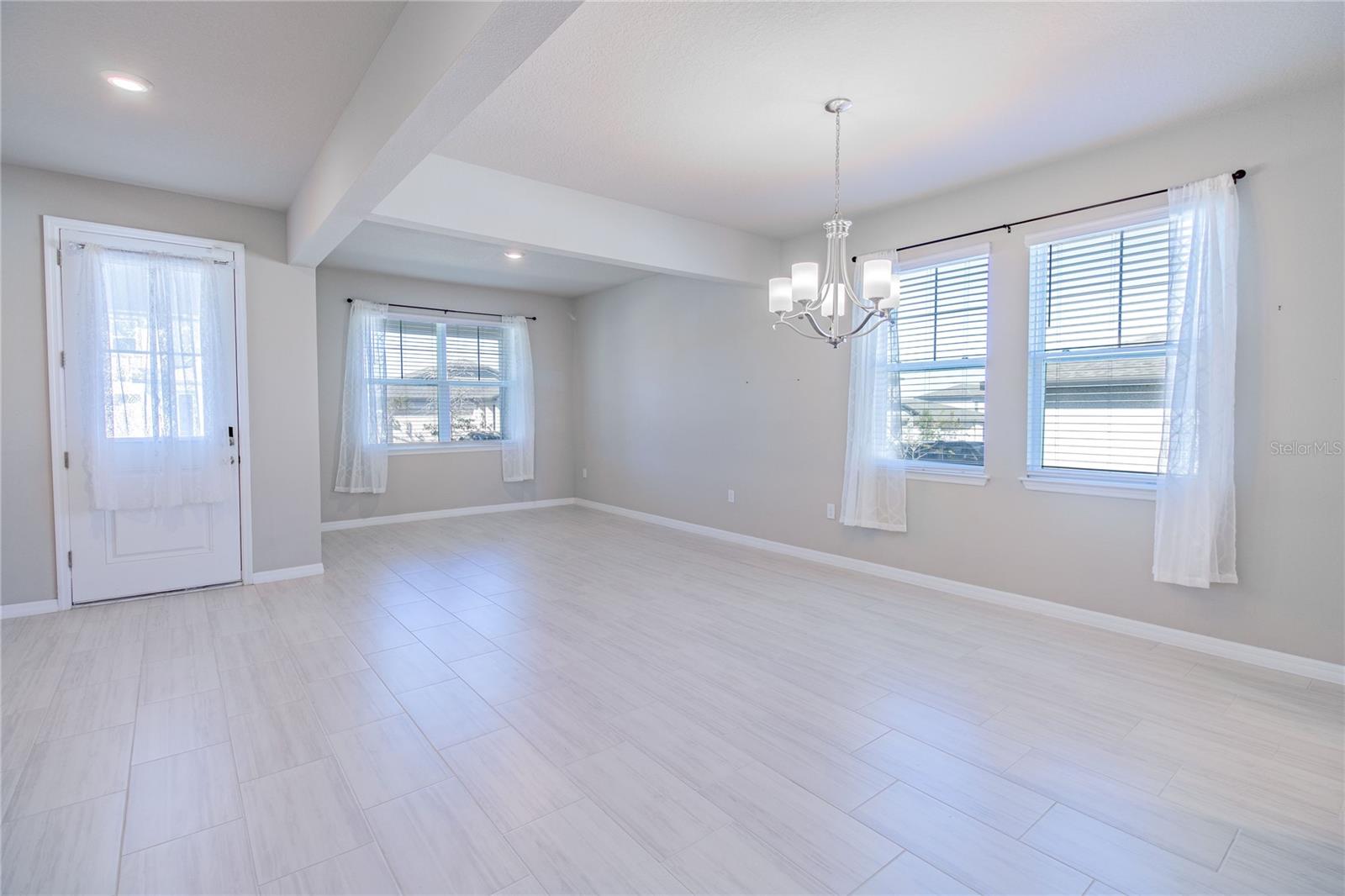 2290 RAVEN RIDGE ROAD
