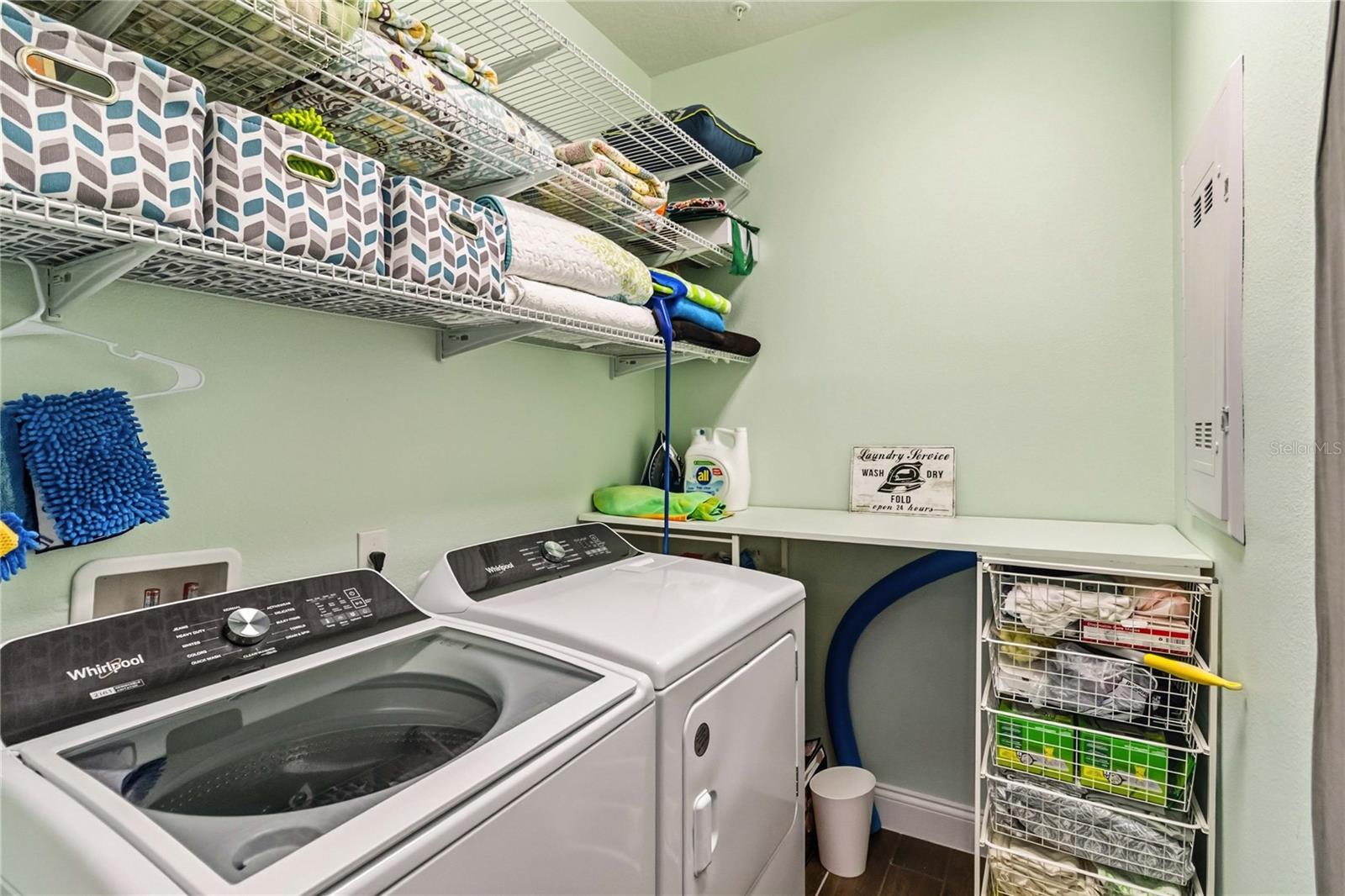 GATHERINGS/LK NONA IV BLDG 4 - Residential