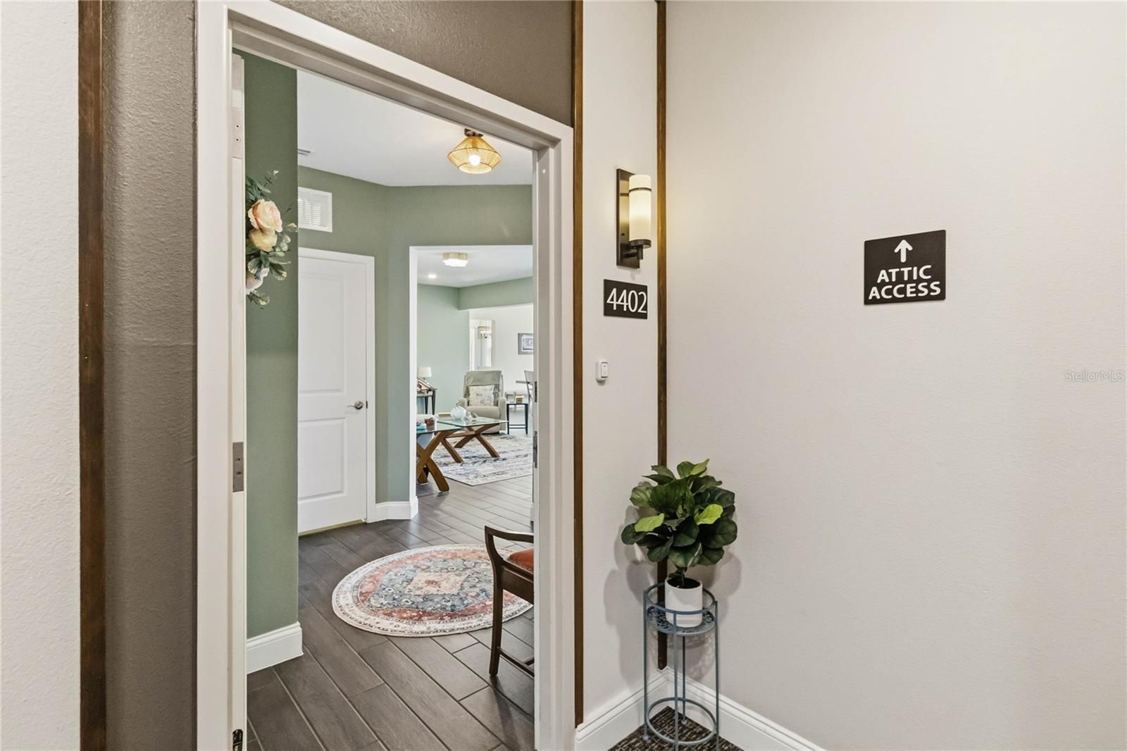 GATHERINGS/LK NONA IV BLDG 4 - Residential