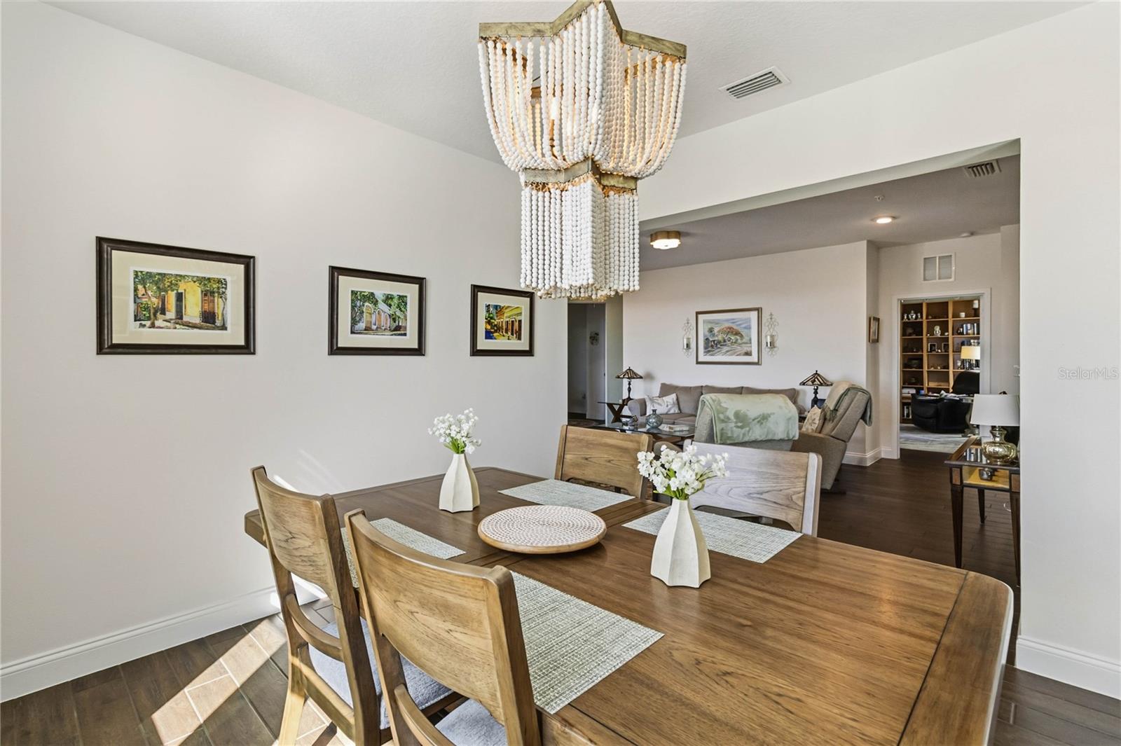 GATHERINGS/LK NONA IV BLDG 4 - Residential