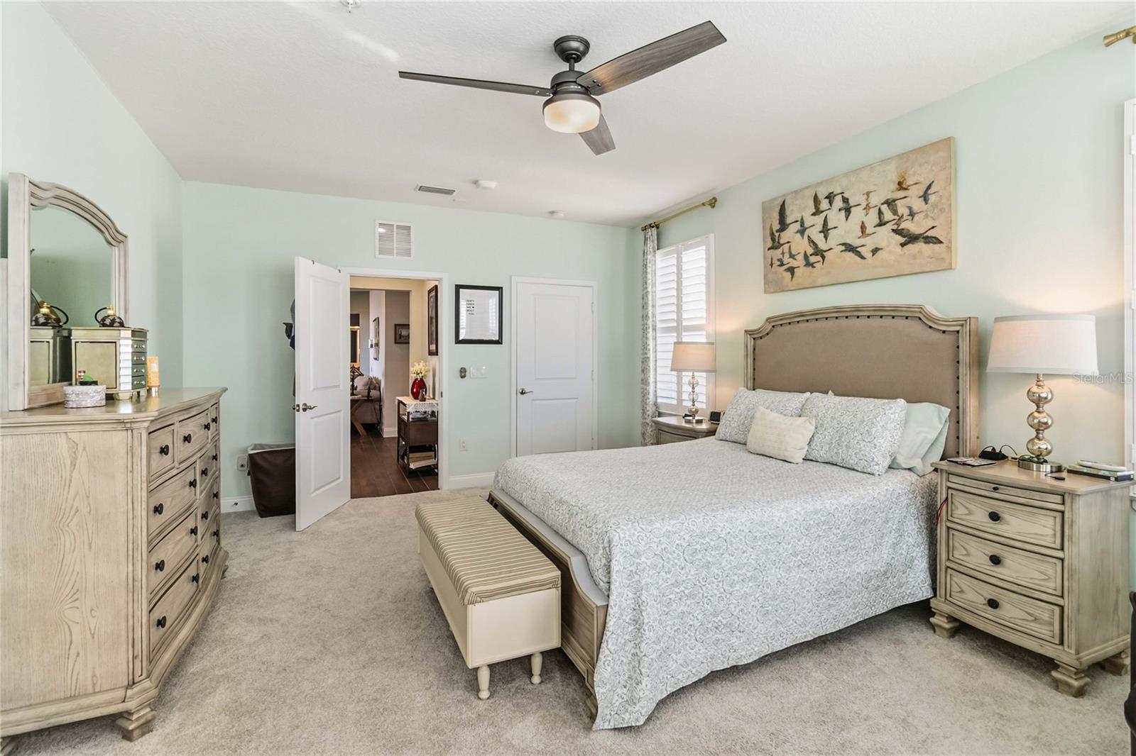 GATHERINGS/LK NONA IV BLDG 4 - Residential