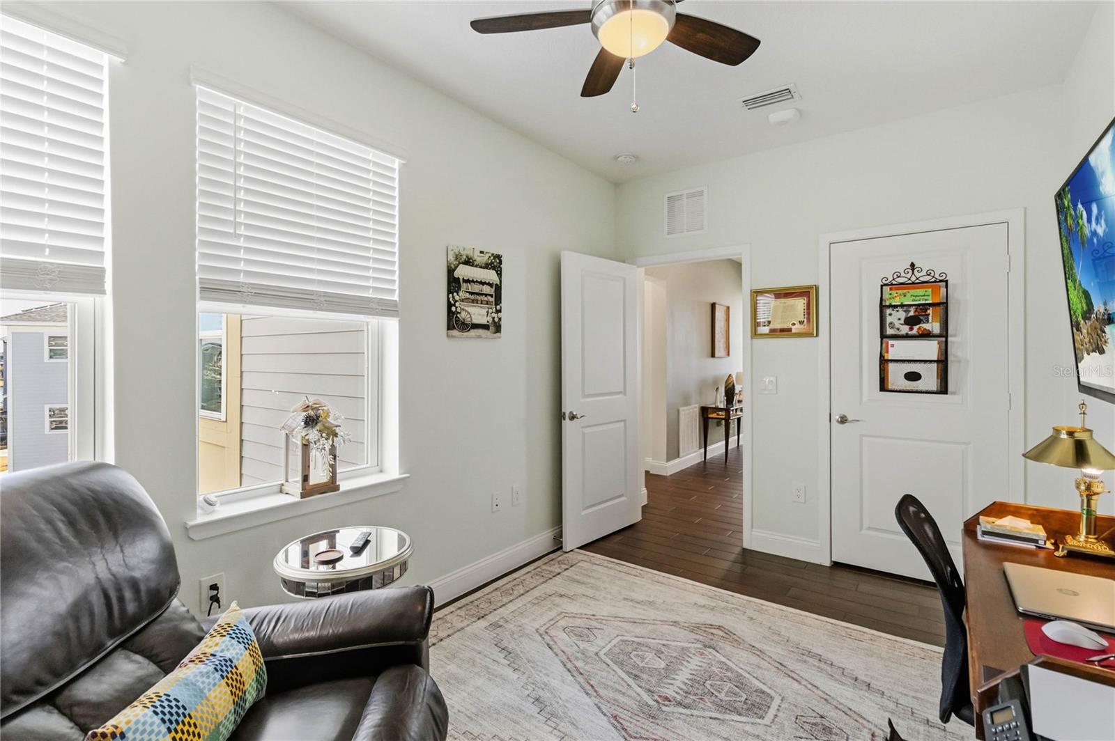 GATHERINGS/LK NONA IV BLDG 4 - Residential