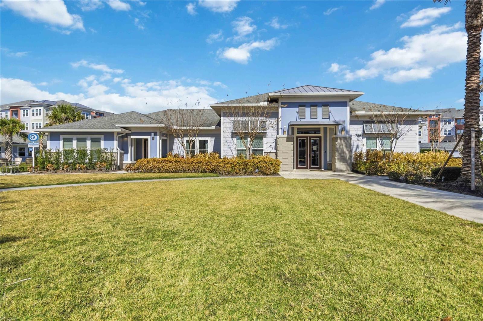 GATHERINGS/LK NONA IV BLDG 4 - Residential