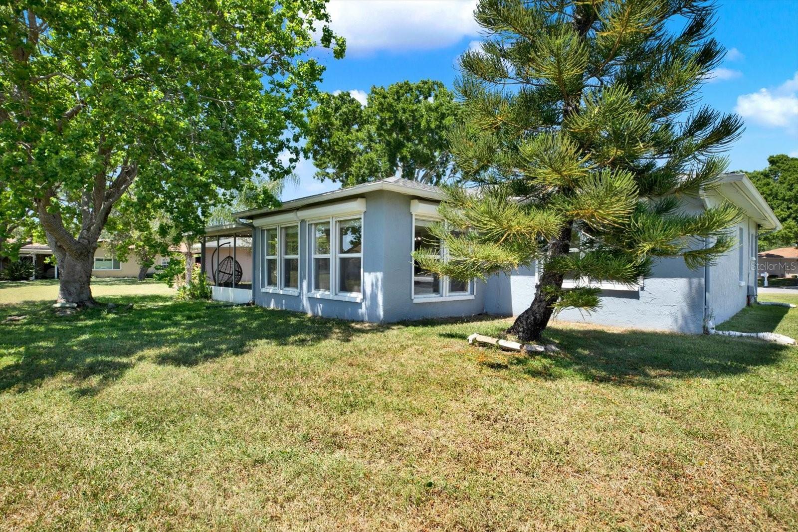 LAKES UNIT II PH I SEC I THE - Residential