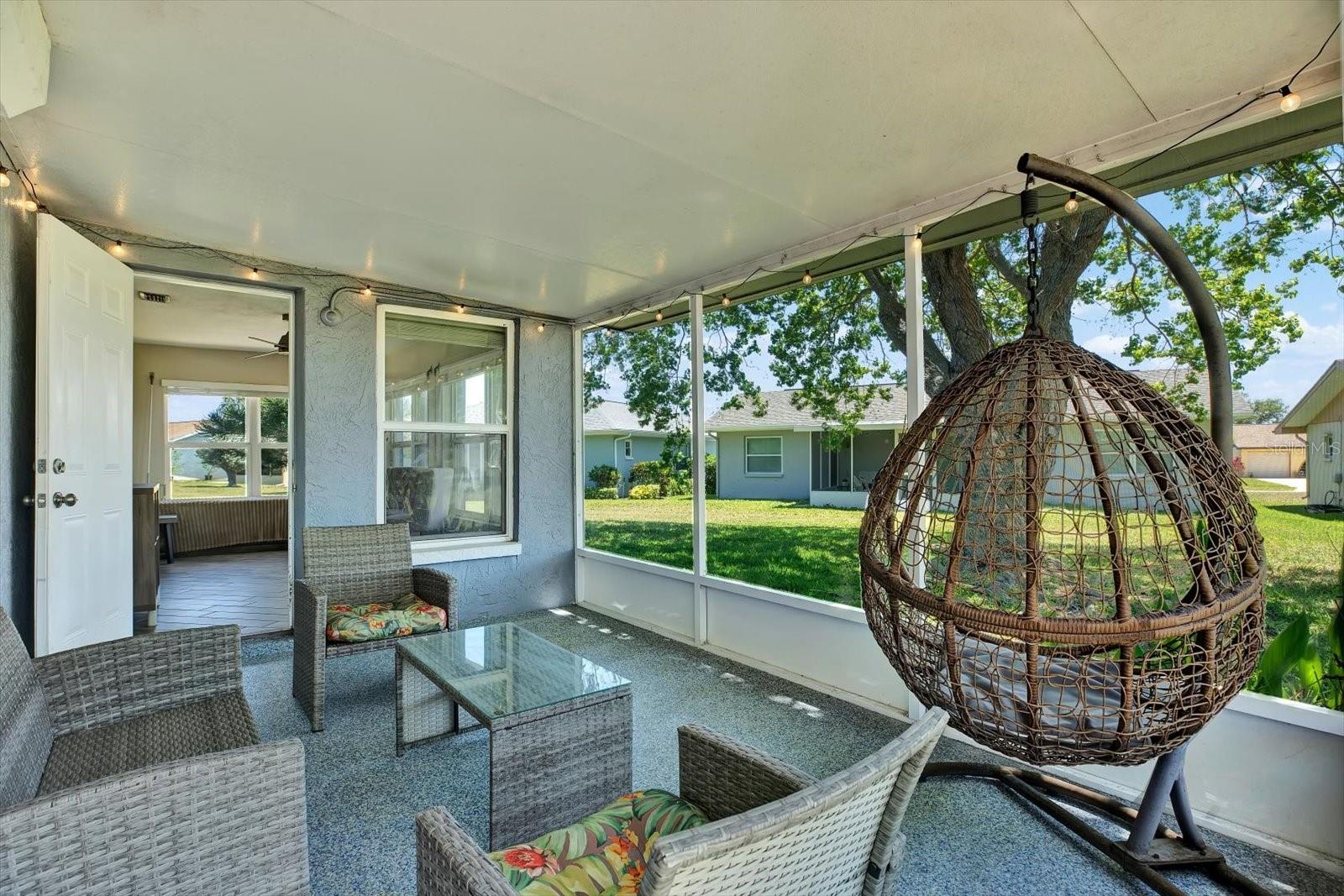 LAKES UNIT II PH I SEC I THE - Residential