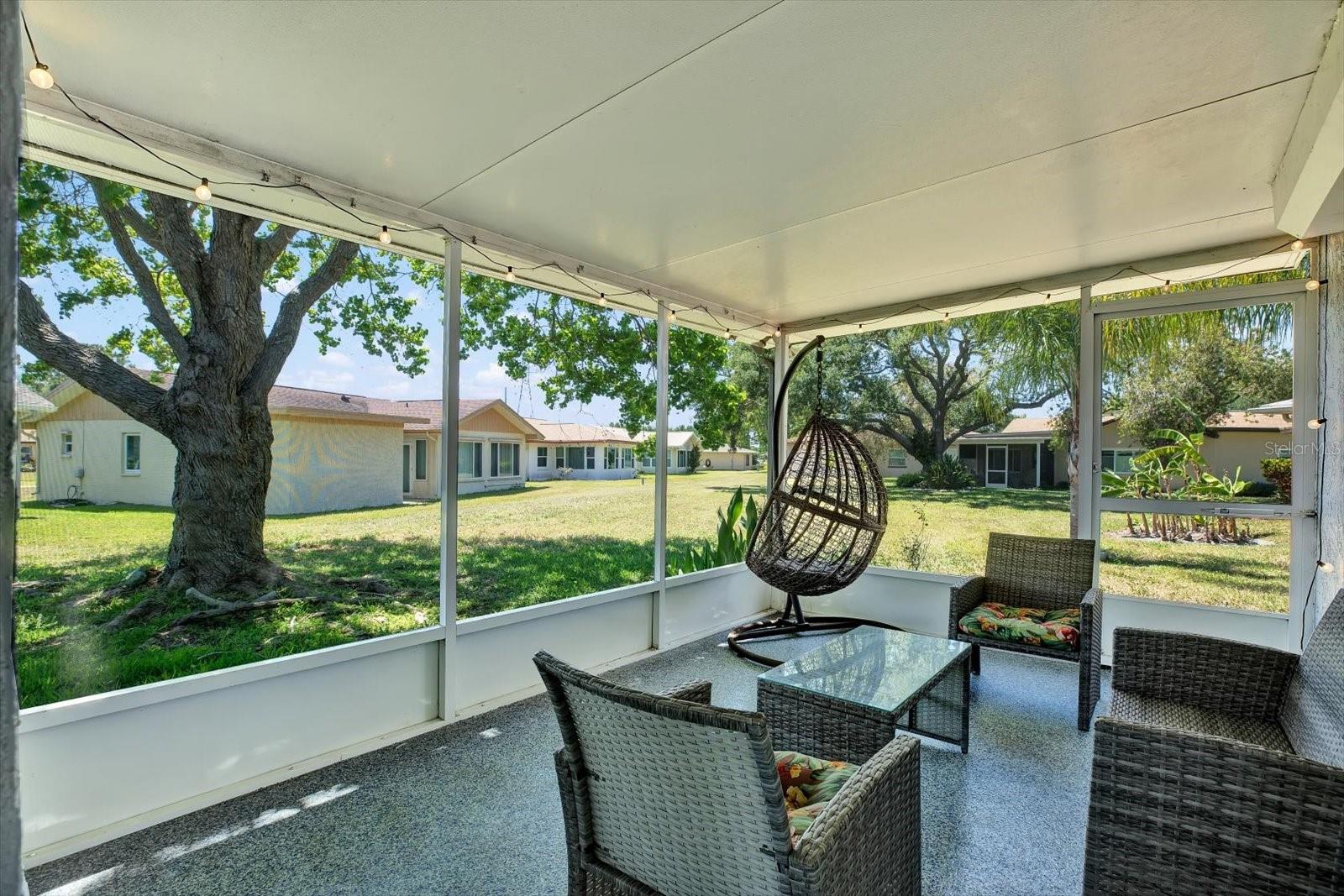 LAKES UNIT II PH I SEC I THE - Residential