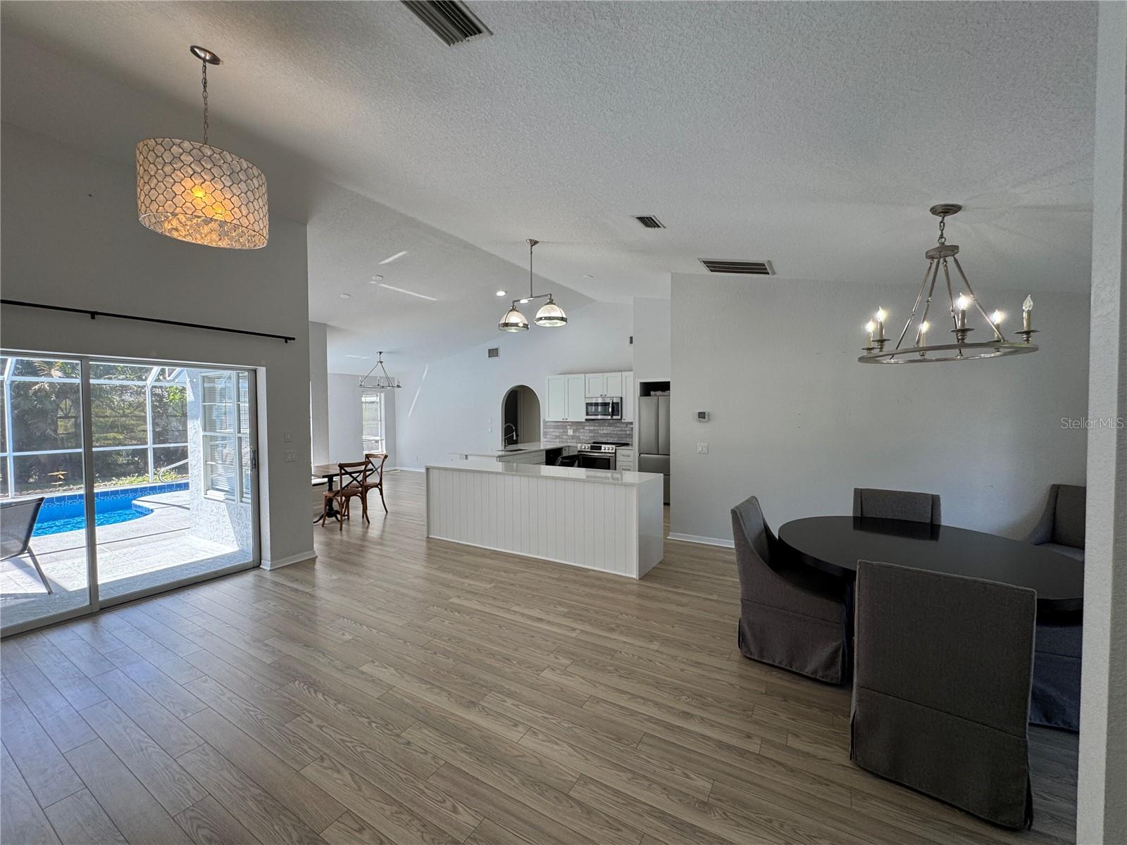 PORT CHARLOTTE SUB 04 - Residential Lease