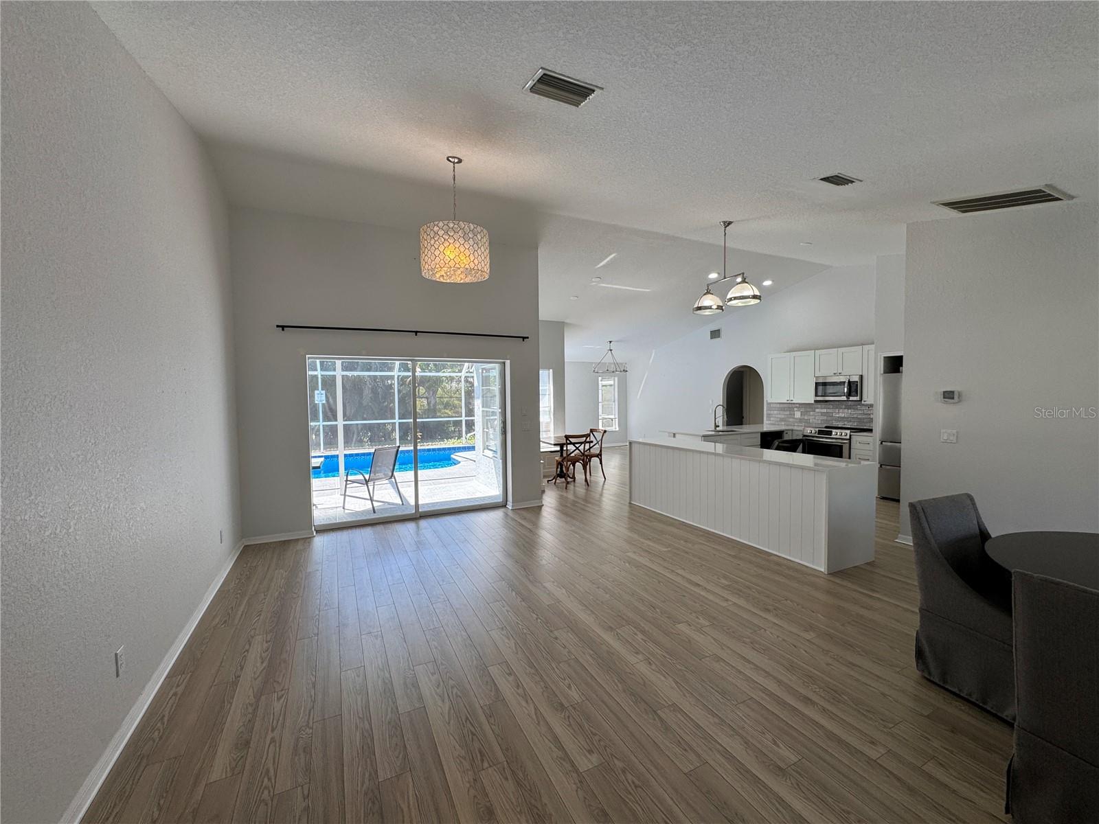 PORT CHARLOTTE SUB 04 - Residential Lease