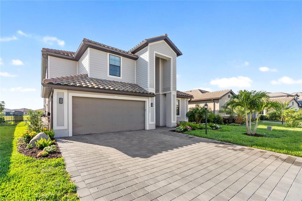 Photo of 5333 Coral Reef Way, Bradenton, FL 34211 (MLS # A4652301)