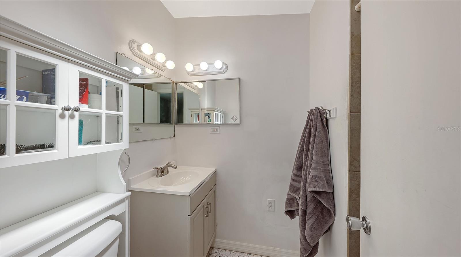 BAYSHORE GARDENS SEC 12 - Residential