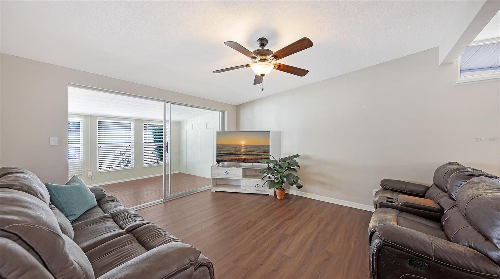 BAYSHORE GARDENS SEC 12 - Residential