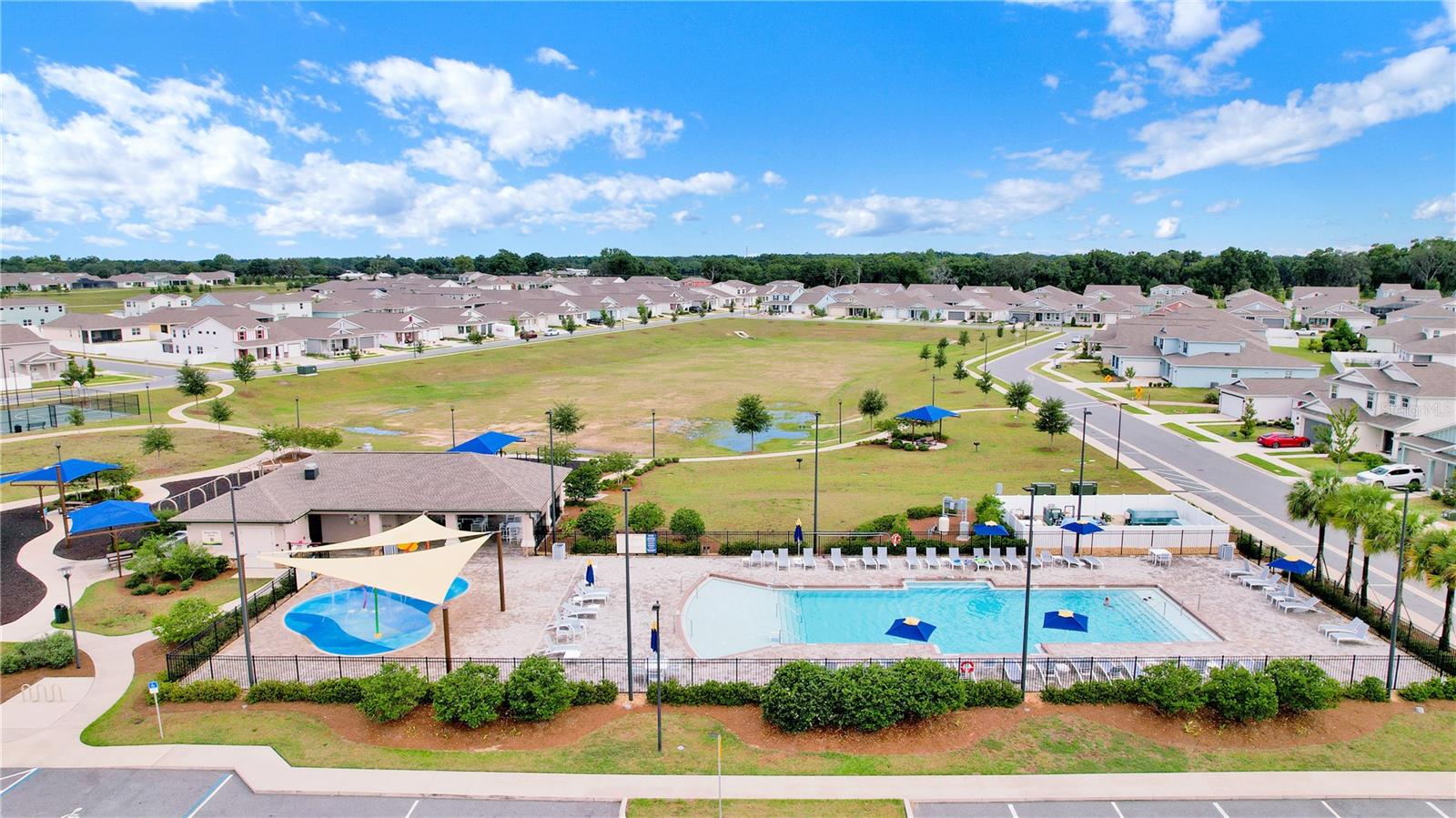CALESA TOWNSHIP ROAN HILLS PH - Residential