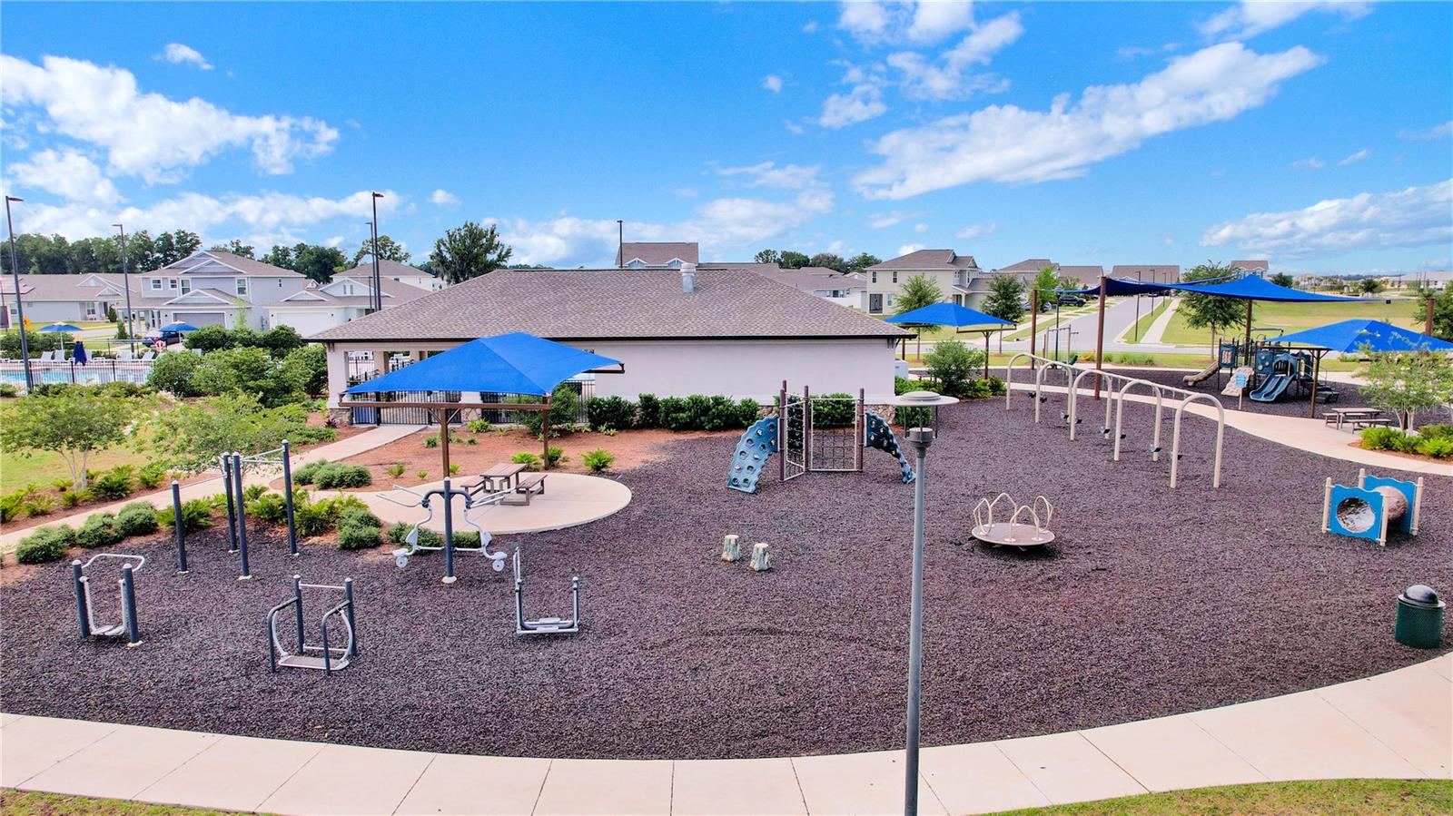 CALESA TOWNSHIP ROAN HILLS PH - Residential