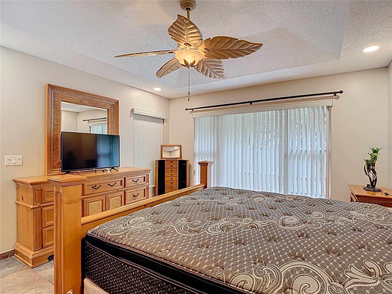 BEACON WOODS EAST - Residential