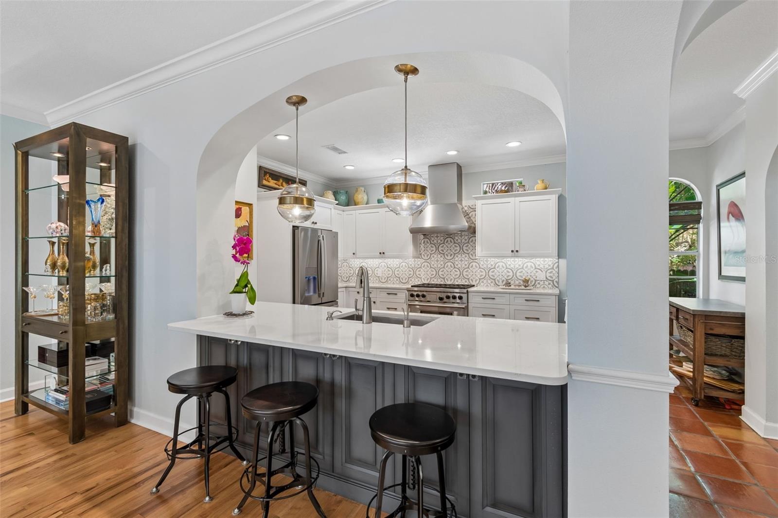 BAYSHORE COURT - Residential