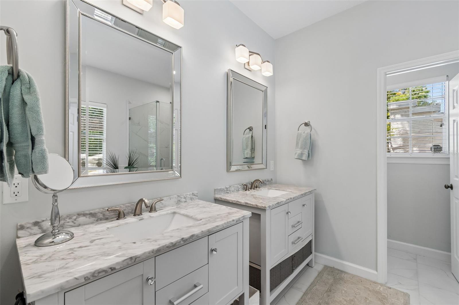 BAYSHORE COURT - Residential
