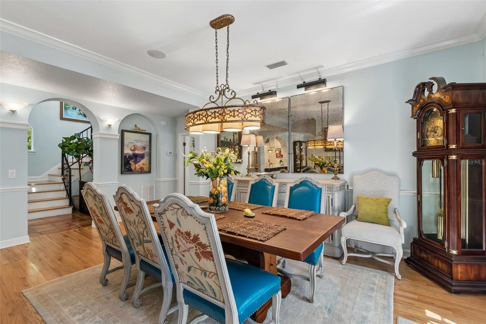 BAYSHORE COURT - Residential