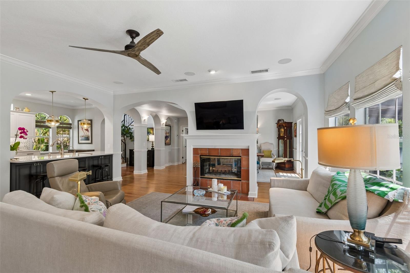 BAYSHORE COURT - Residential