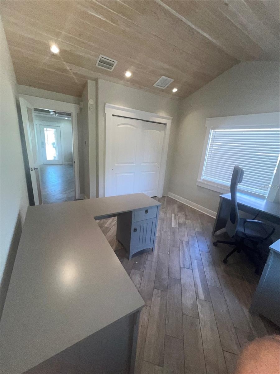 BIDWELLS WILDWOOD PARK - Commercial Lease