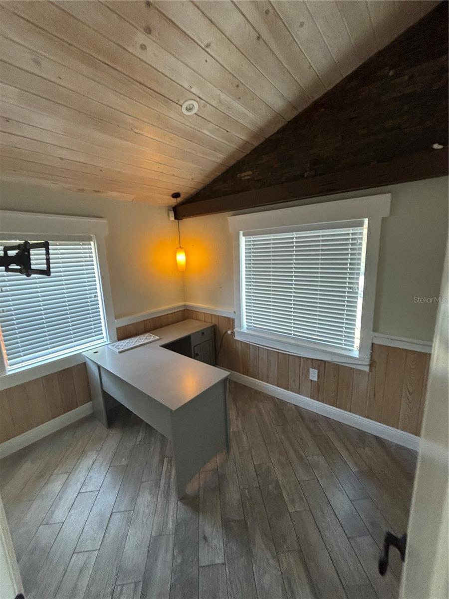 BIDWELLS WILDWOOD PARK - Commercial Lease
