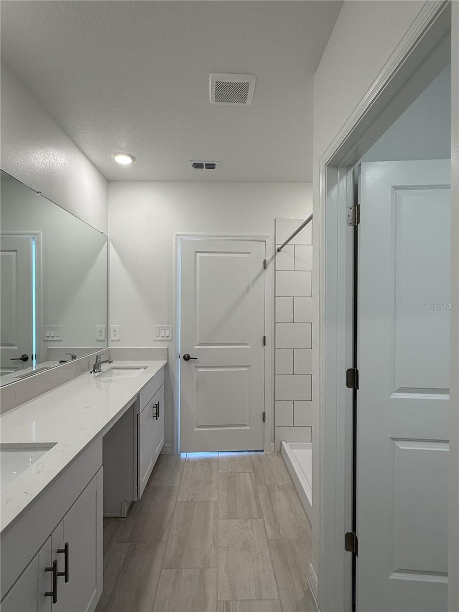 ANGELINE - Residential Lease