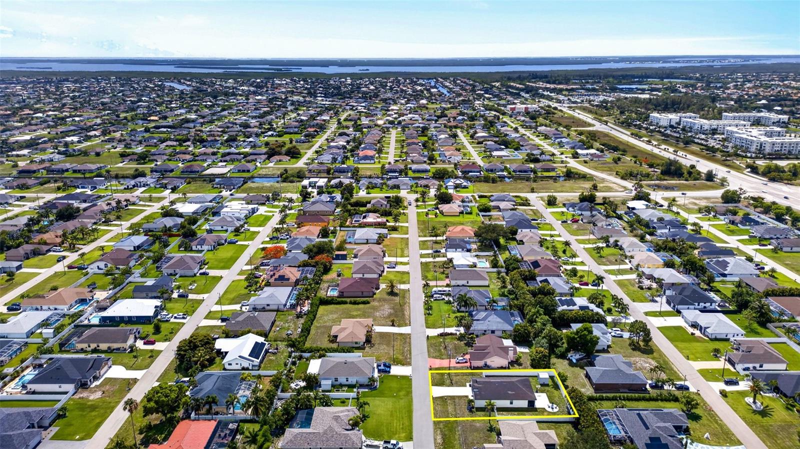 CAPE CORAL - Residential