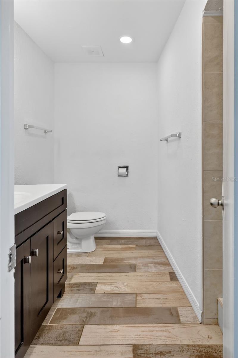 SOUTHPOINTE SHORES - Residential