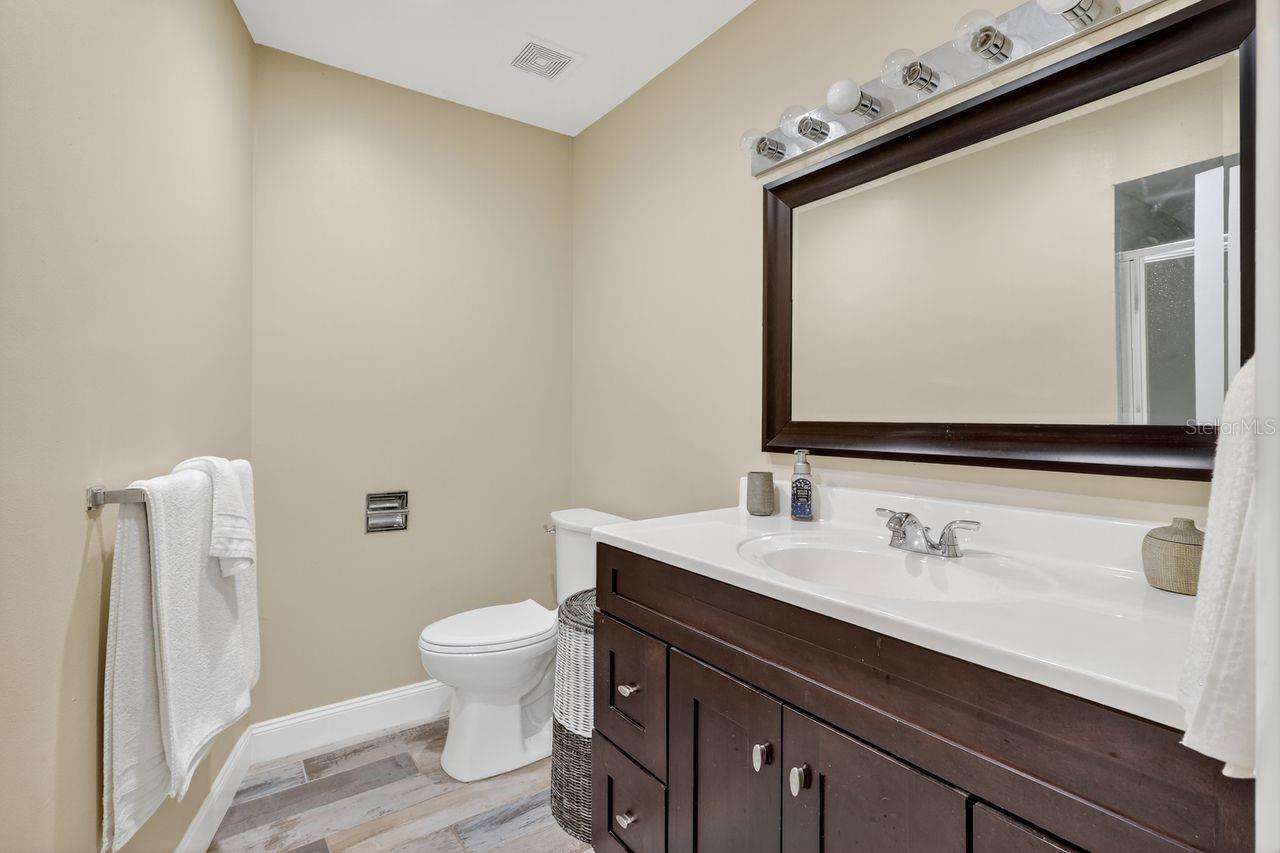 SOUTHPOINTE SHORES - Residential