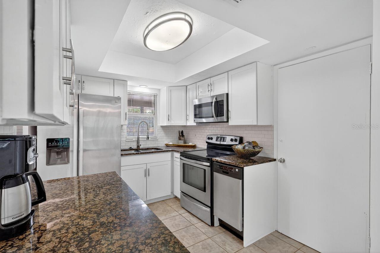 SOUTHPOINTE SHORES - Residential