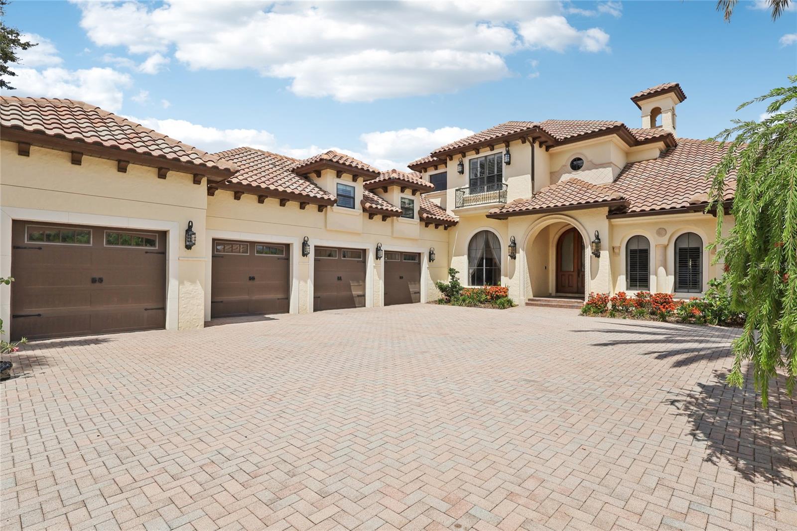 9253 TIBET POINTE CIR