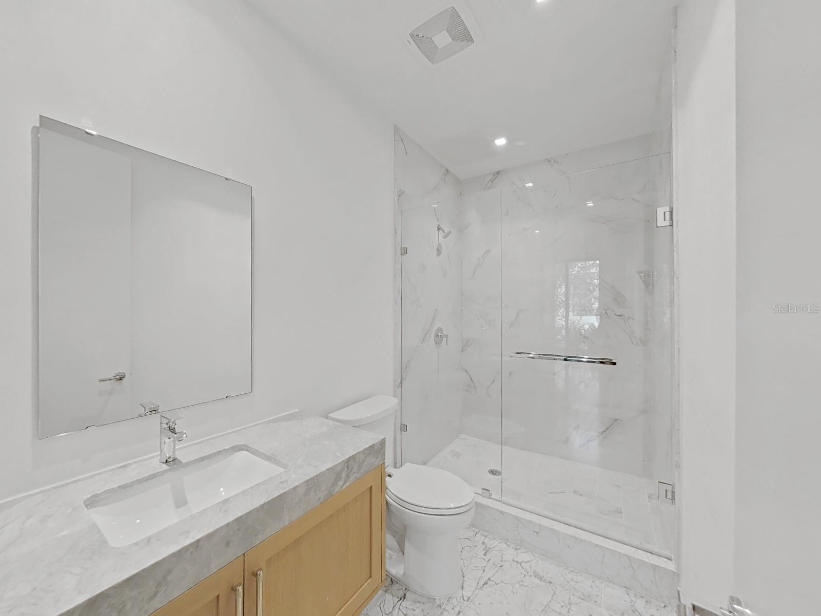 RITZ-CARLTON RESIDENCES - Residential