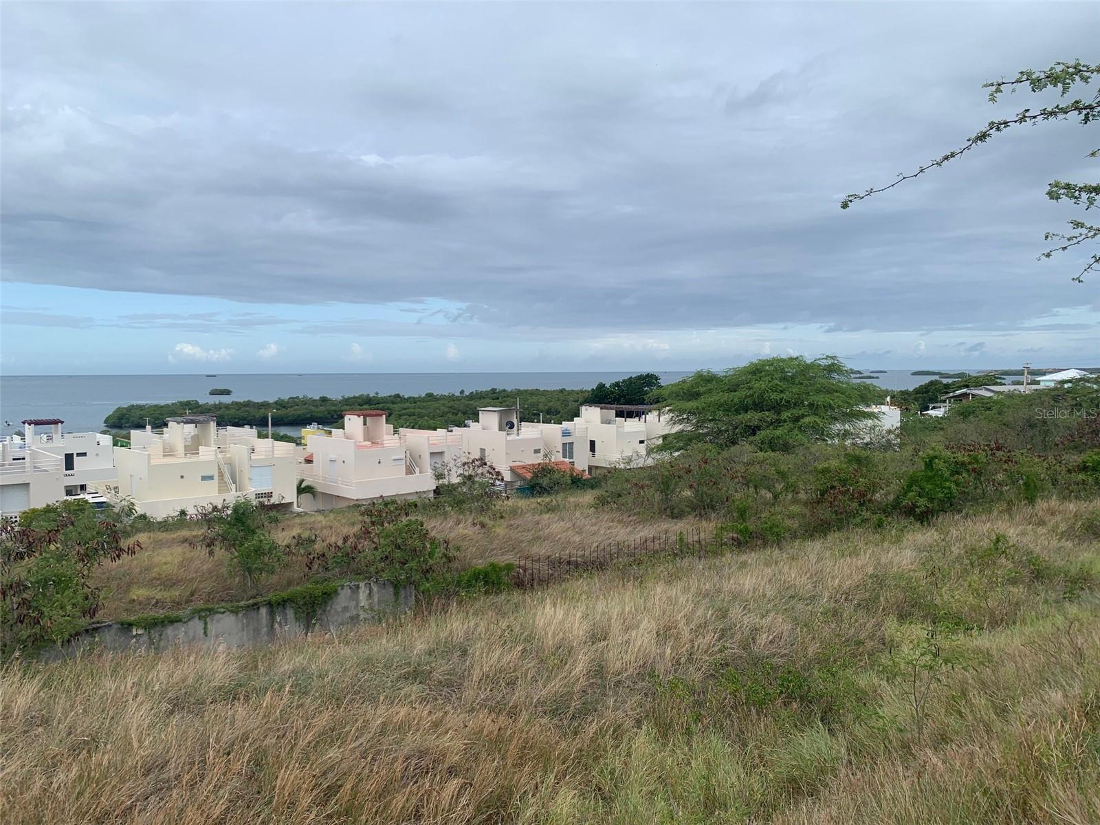 304 AVE LA PARGUERA