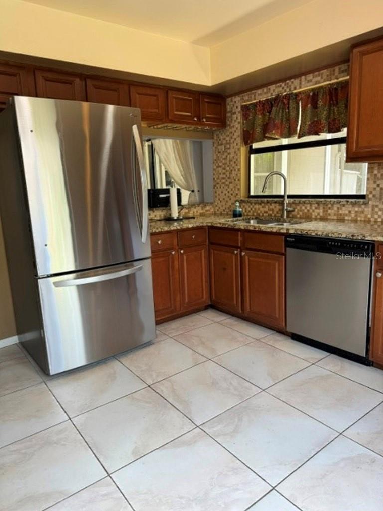 FAIRFIELD VILLAGE - Residential