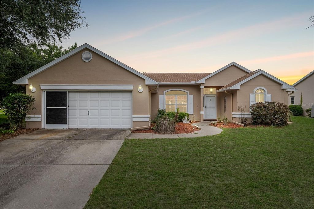 Photo of 11563 SW 74th Court, Ocala, FL 34476 (MLS # OM725108)