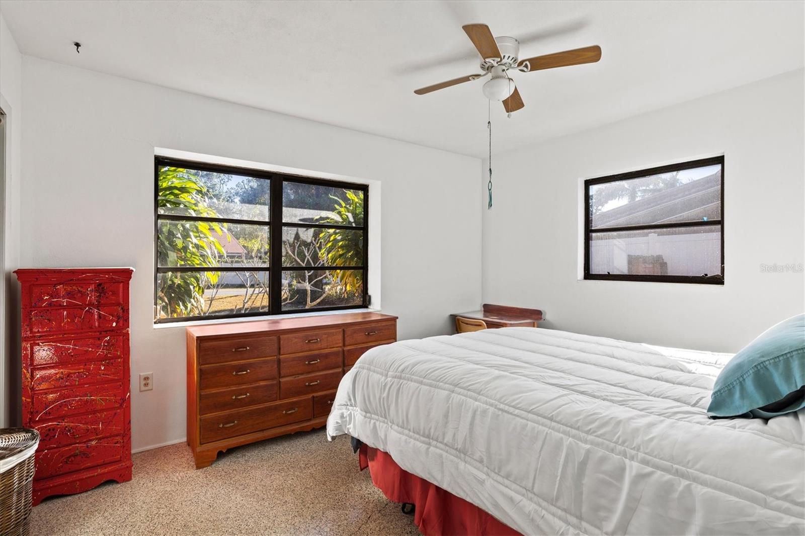 LAUREL VILLA - Residential