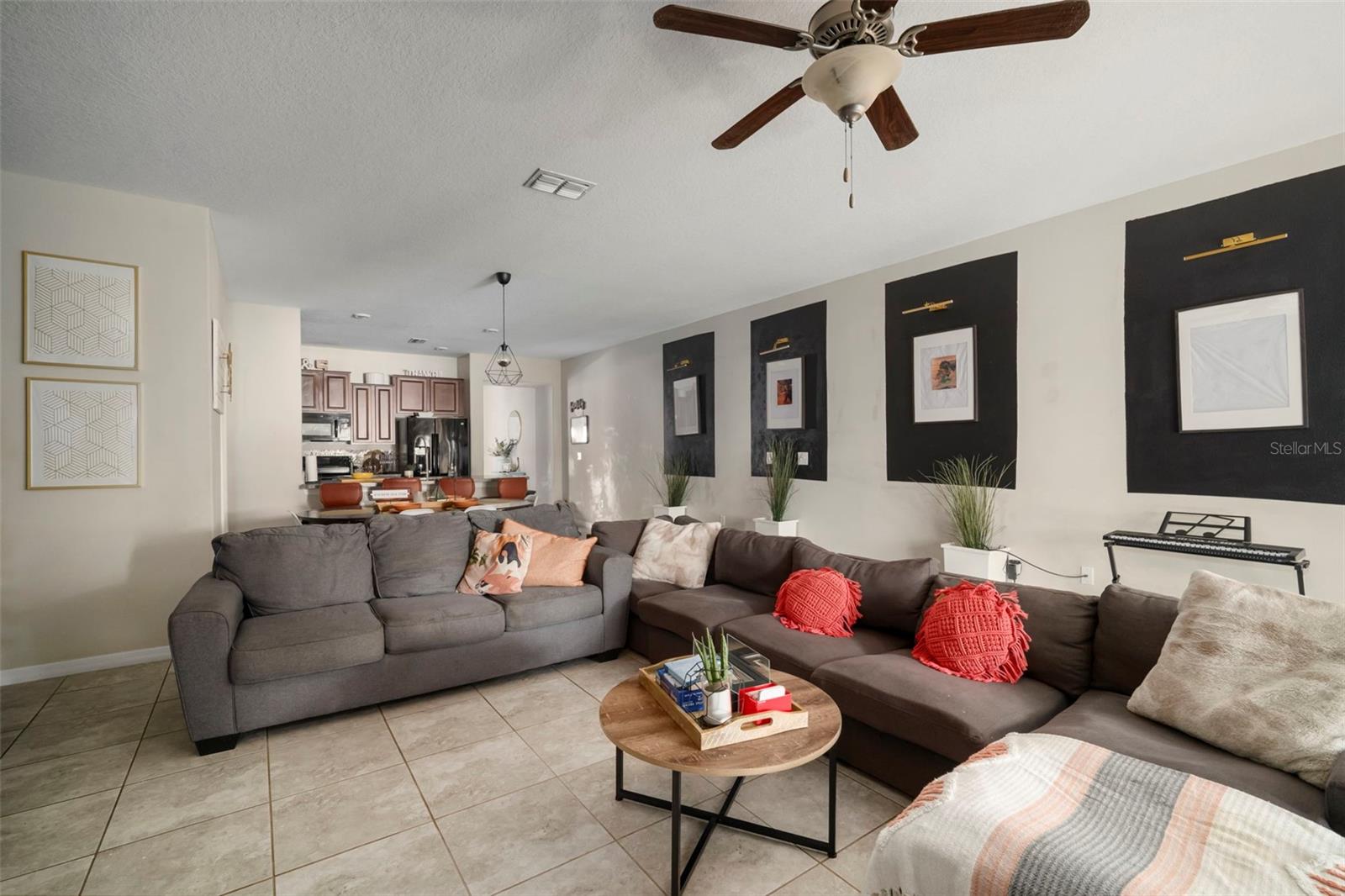 RIVERVIEW LAKES - Residential