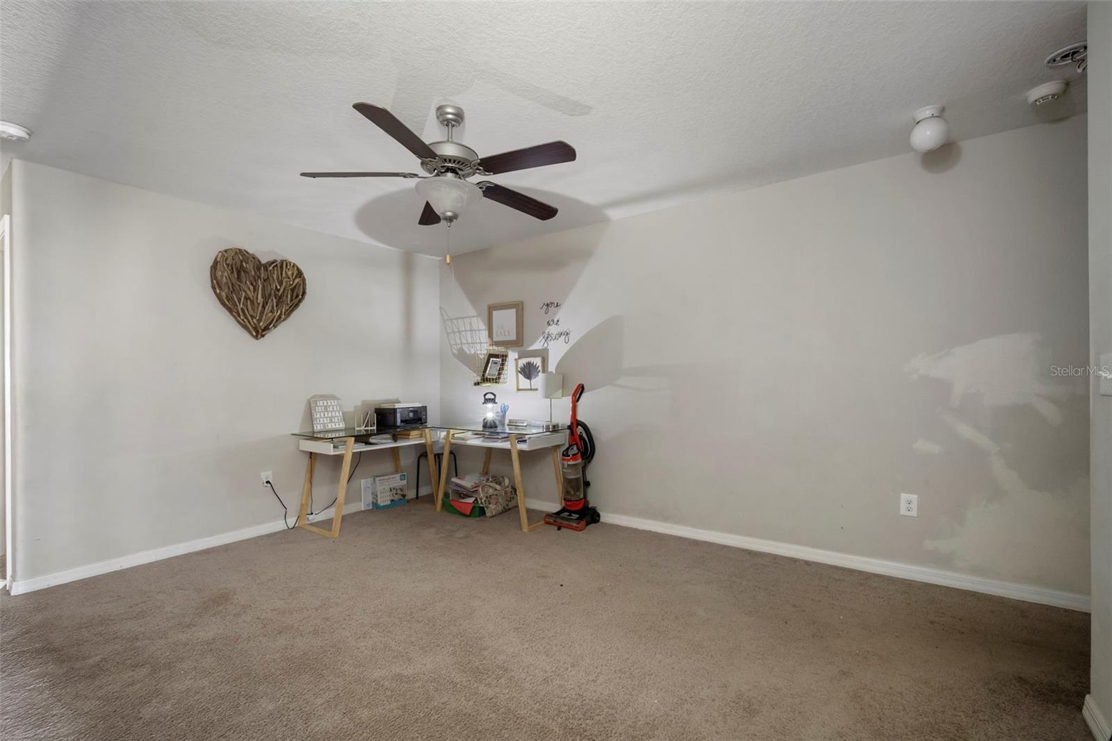 RIVERVIEW LAKES - Residential