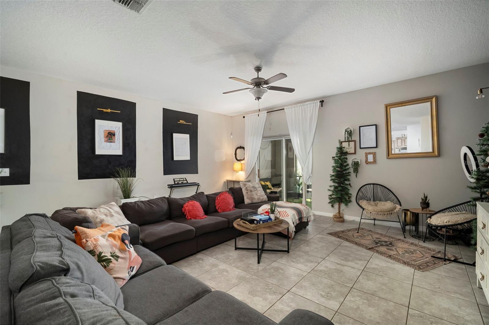 RIVERVIEW LAKES - Residential