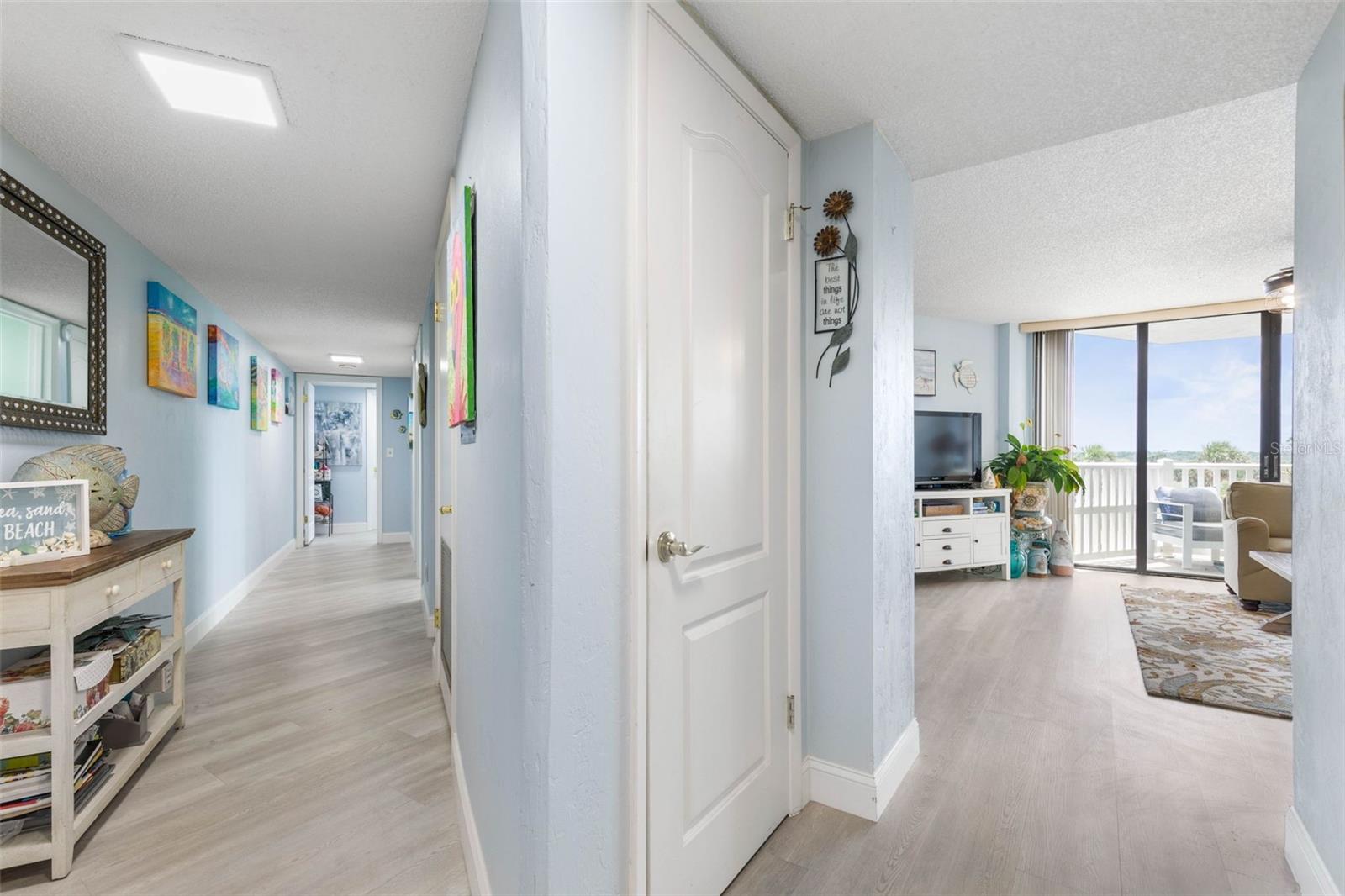 NAUTILUS CONDO - Residential