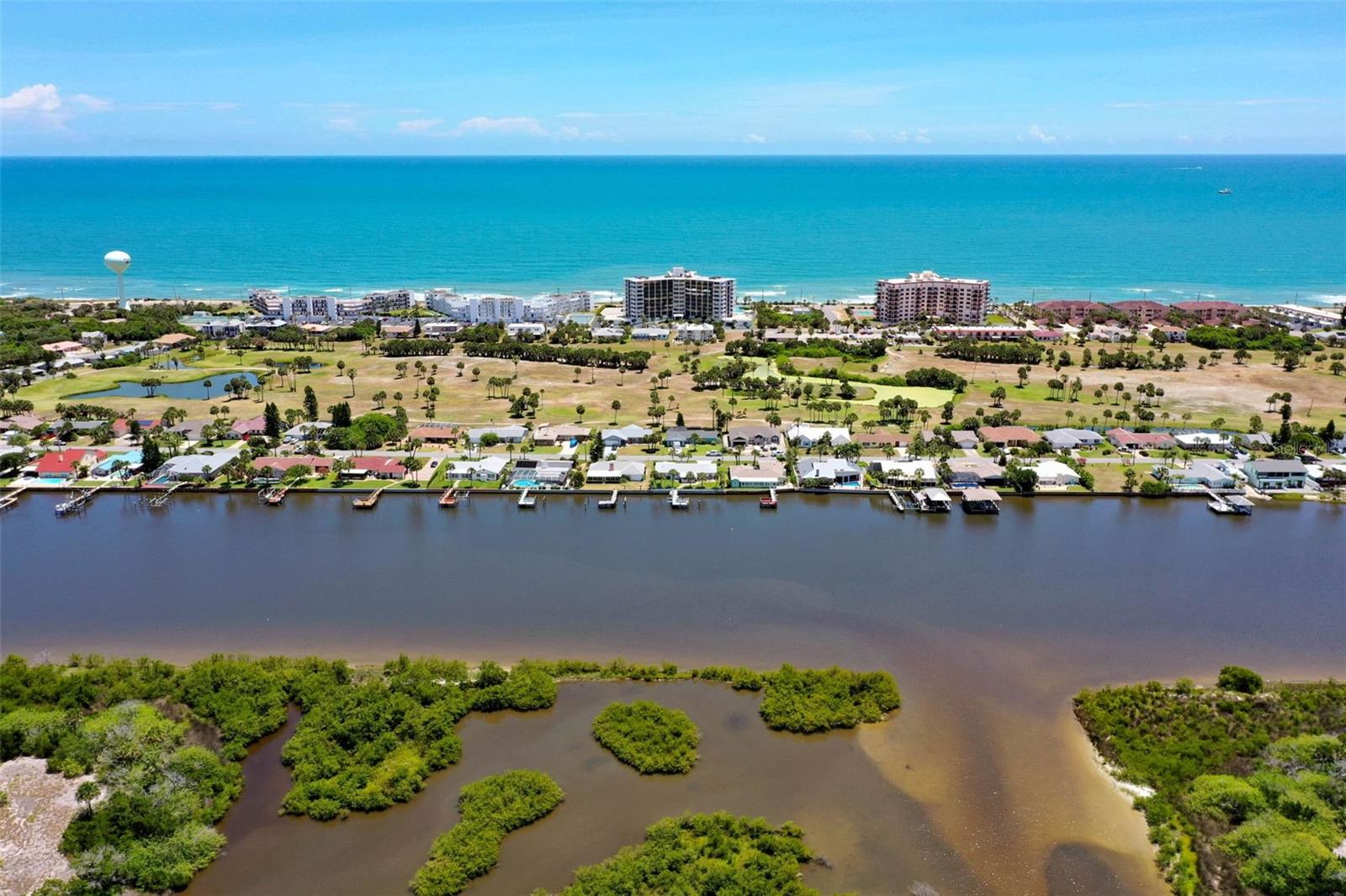 NAUTILUS CONDO - Residential
