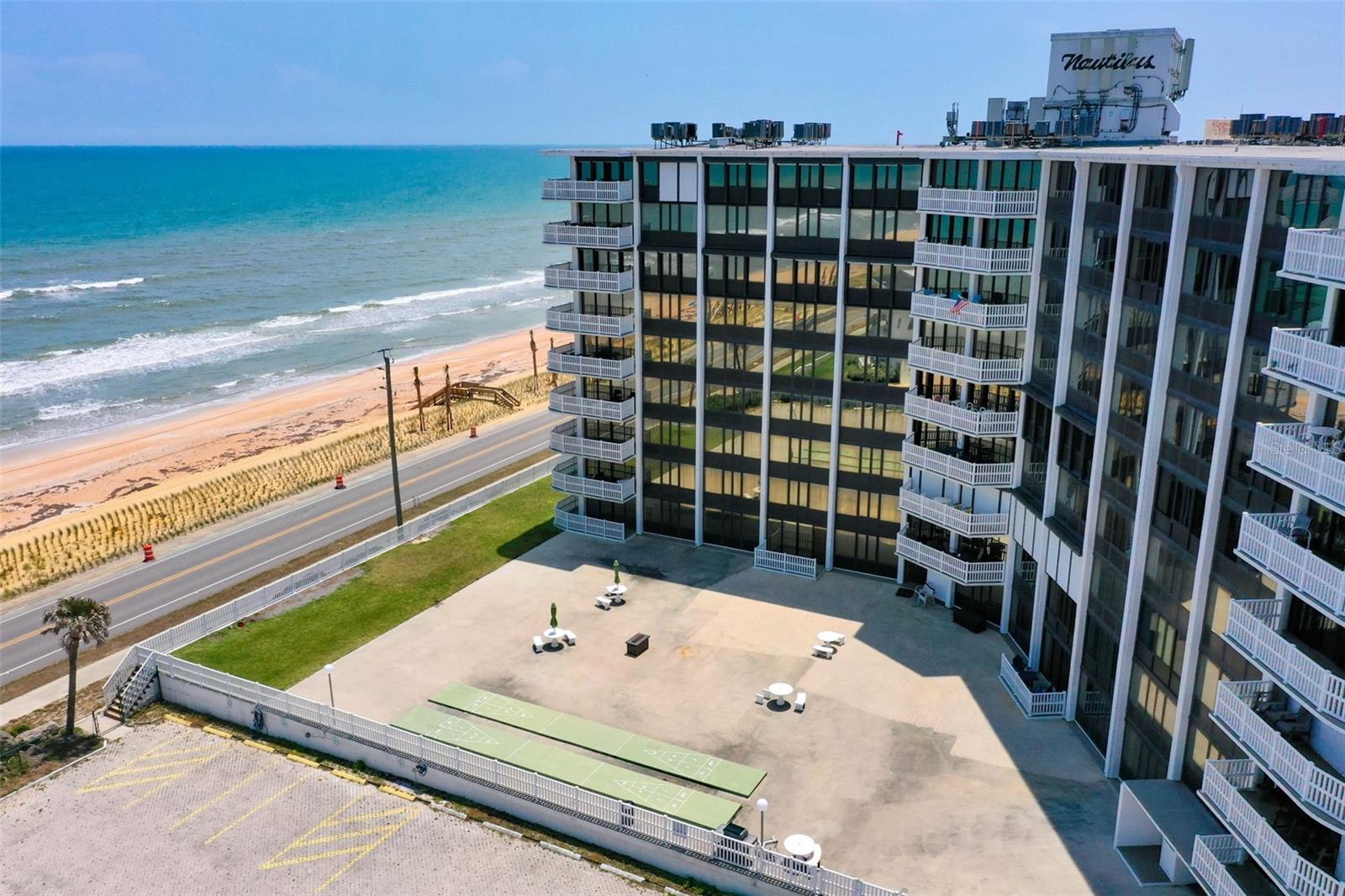 NAUTILUS CONDO - Residential
