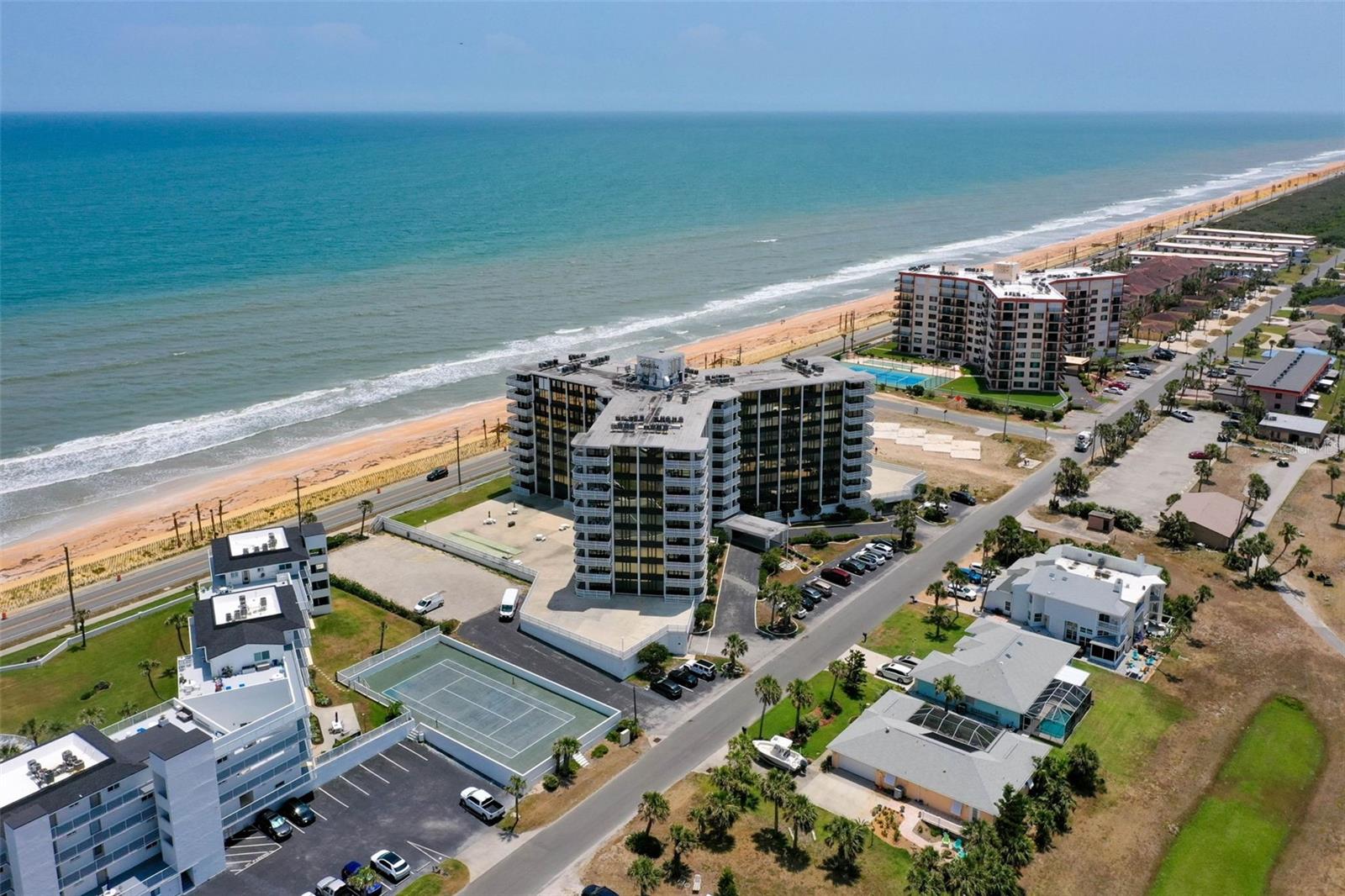 NAUTILUS CONDO - Residential