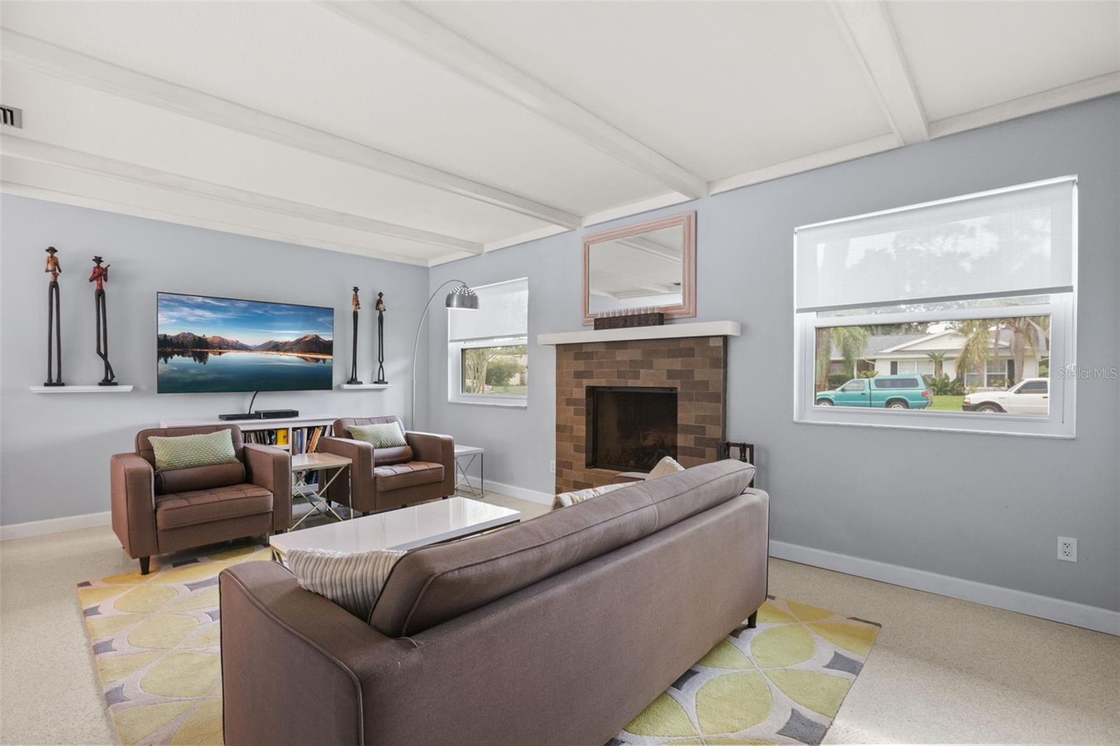 518 GILBERT ROAD