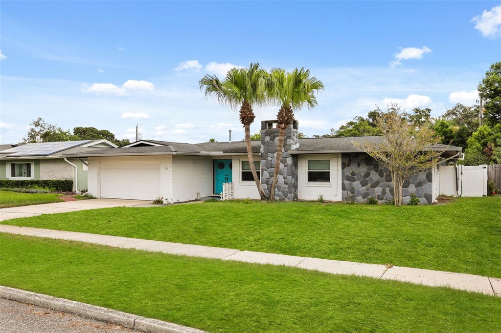Photo of 518 Gilbert Road, Winter Park, FL 32792 (MLS # O6442915)