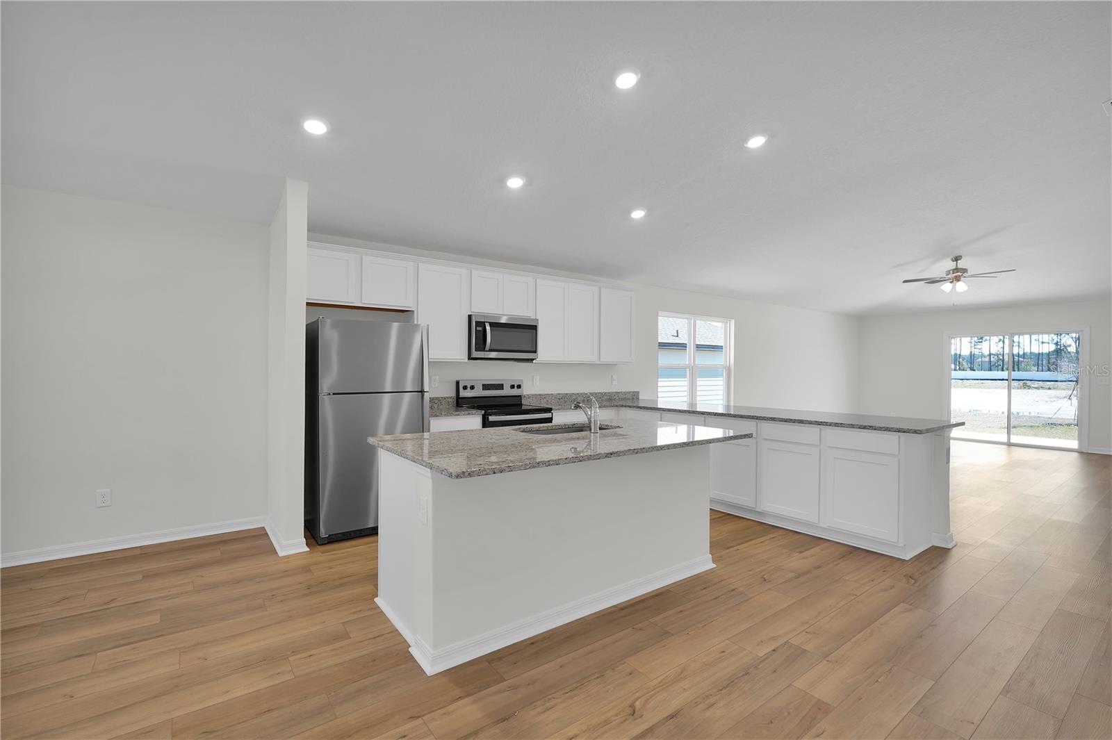 49 RIVIERE LANE