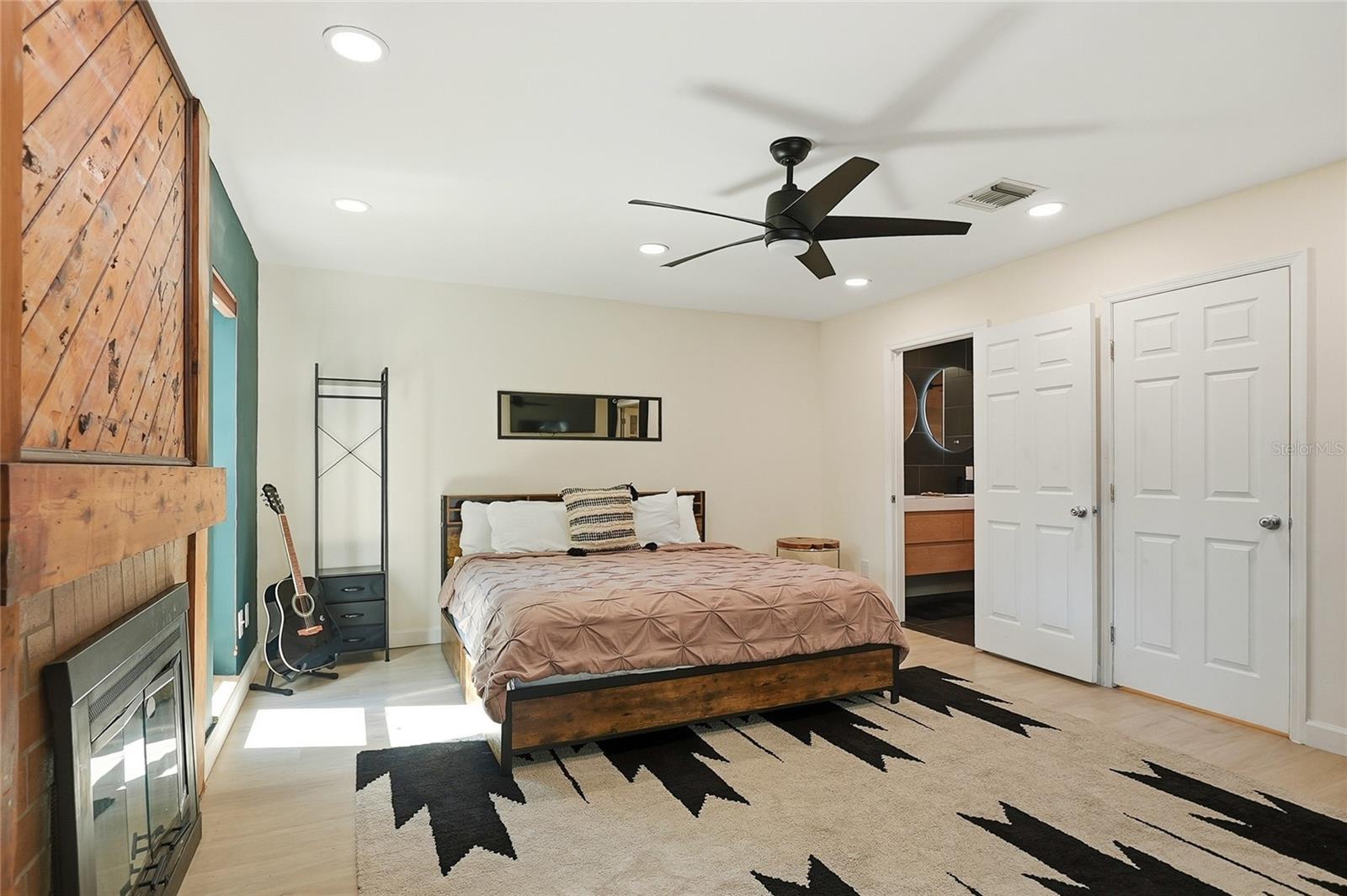COUNTRY PLACE UNIT 5 - Residential